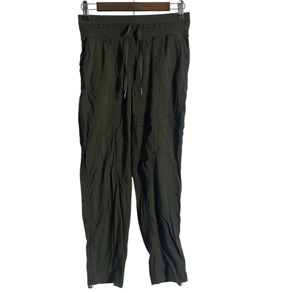 Lululemon Dance Studio Crop Pants Size 4